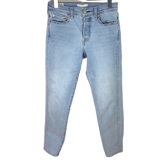 LEVI’S WEDGIE ICON FIT LIGHT DENIM JEANS 26 - Picture 3 of 13